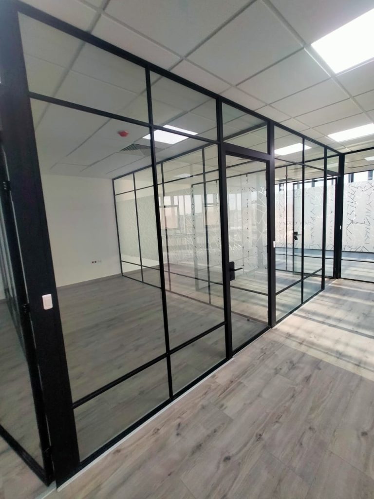 Spinel bulkhead6-768x1024 (5)